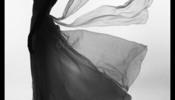 Siluete elegante: eleganța definitorie în fotografia de modă